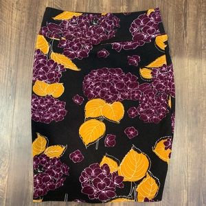 LuLaRoe Cassie Skirt - size M
